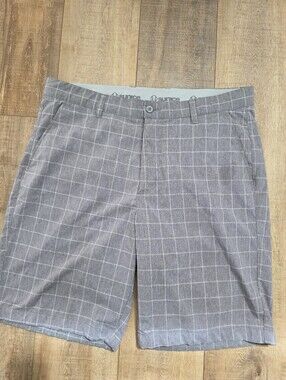 Men's Sunice Gray Golf Shorts, Size 34